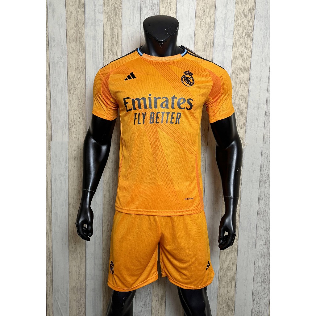ชุดฟุตบอล ชุดกีฬา ชุดออกกำลังกายผู้ใหญ่ ทีม REAL MADRID เสื้อ+กางเกง เกรด A