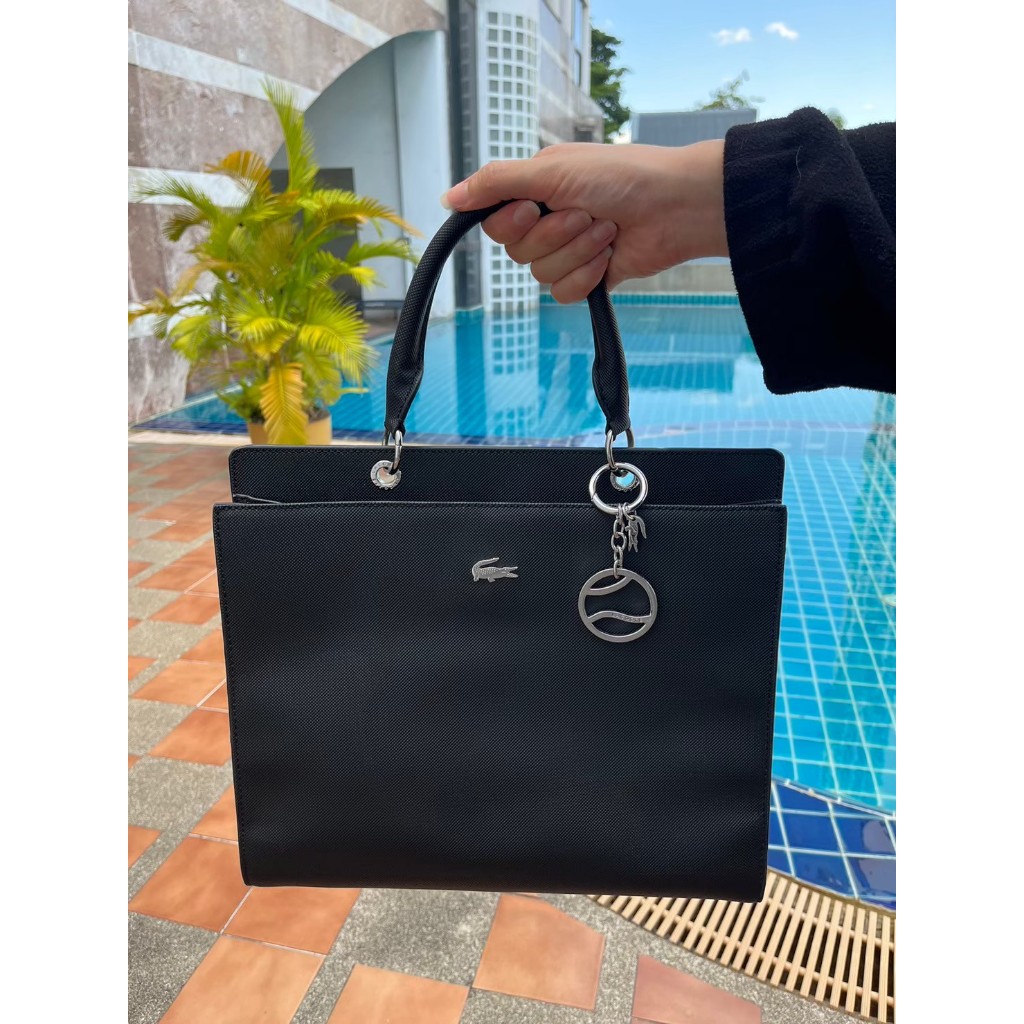 กระเป๋า Lacoste แท้ Womens Lacoste handbag 100% authentic