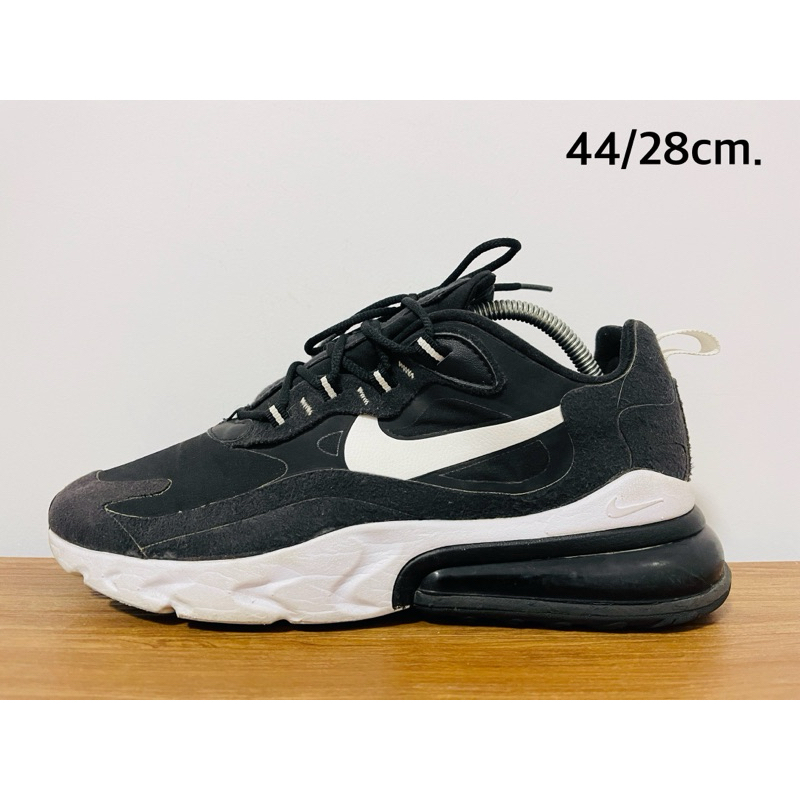 รองเท้ามือสอง Nike air max 270 react