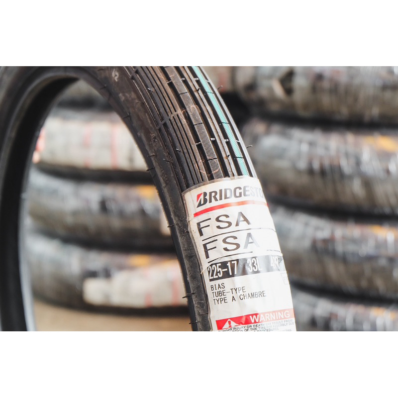 (ยางปี 26) ยาง BRIDGESTONE BATTLAX 225-17 ยางลายตรง เส้นละ 1,590฿
