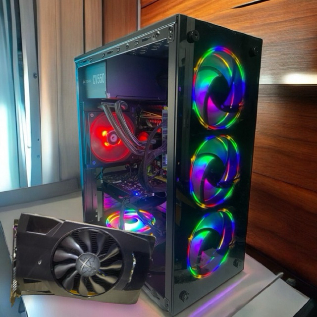 คอมพิวเตอร์ใช้งานปล่อยบอท เทรดหุ่น ตัดต่อ เล่นเกมส์   Intel Xeon E55 Ram16G VGA RX460 Ssd 1TB Psu 55