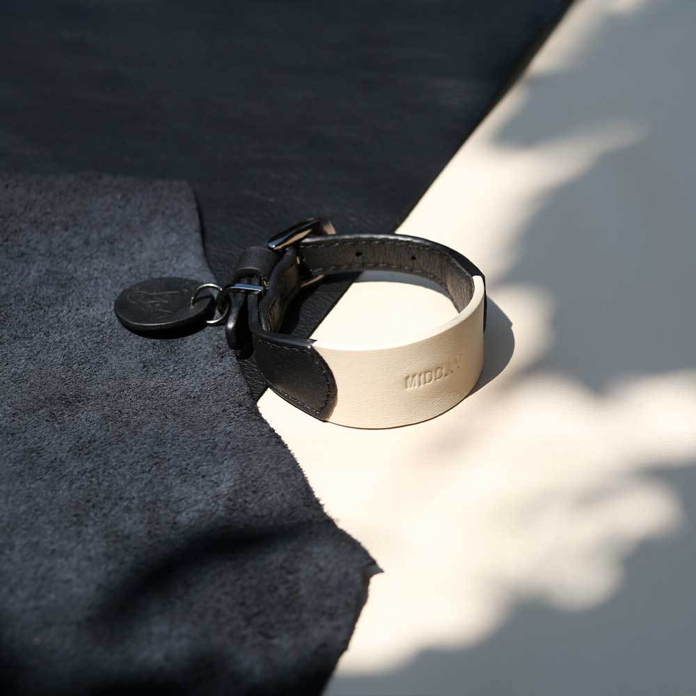 ปลอกคอสัตว์เลี้ยง Skin (หนา) สลักชื่อเบอร์โทร หนังนิ่มแท้ สีดำ ปลอกคอสุนัขอิตาเลี่ยนเกรย์ฮาวด์