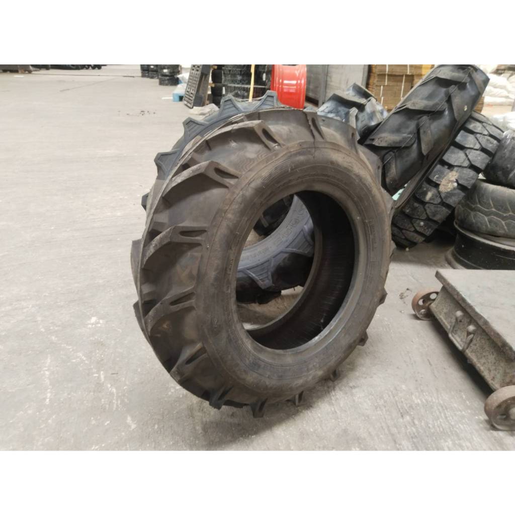 ยางหล่อรถไถ ขนาด 205/70-15