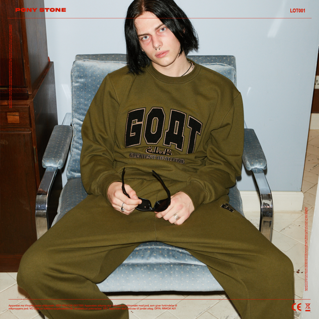 PONY STONE GOAT Embroidery Fleece sweatshirt