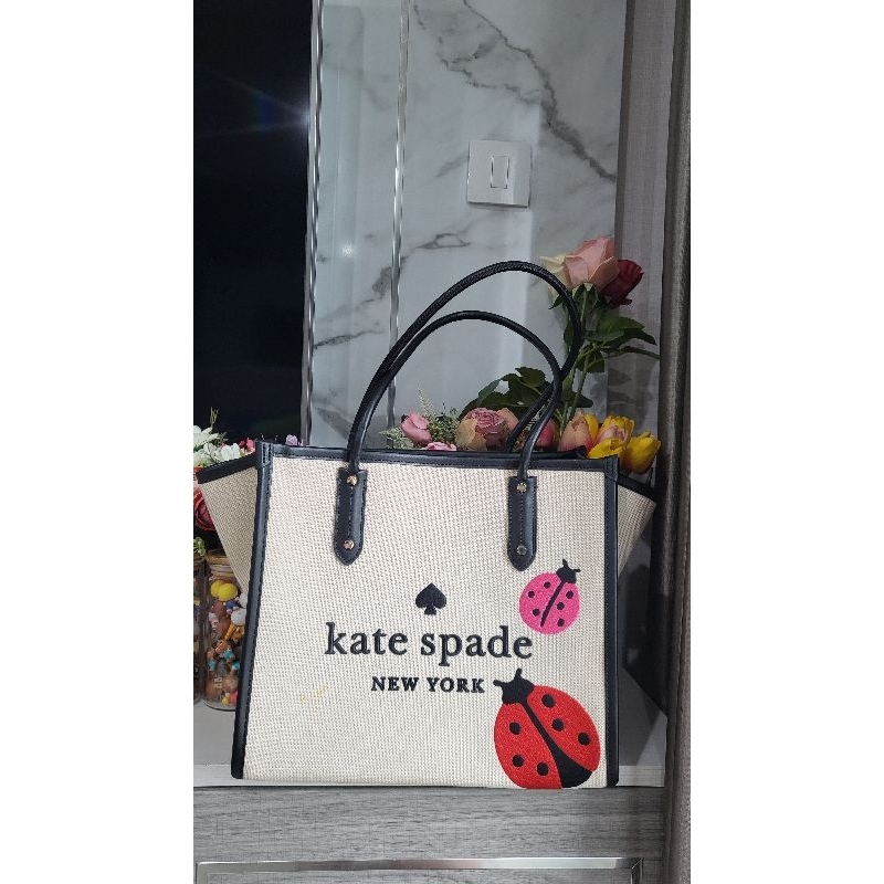 พร้อมส่ง‼️ Kate Spade Ella Ladybug Tote Bag ของแท้ 💯 %