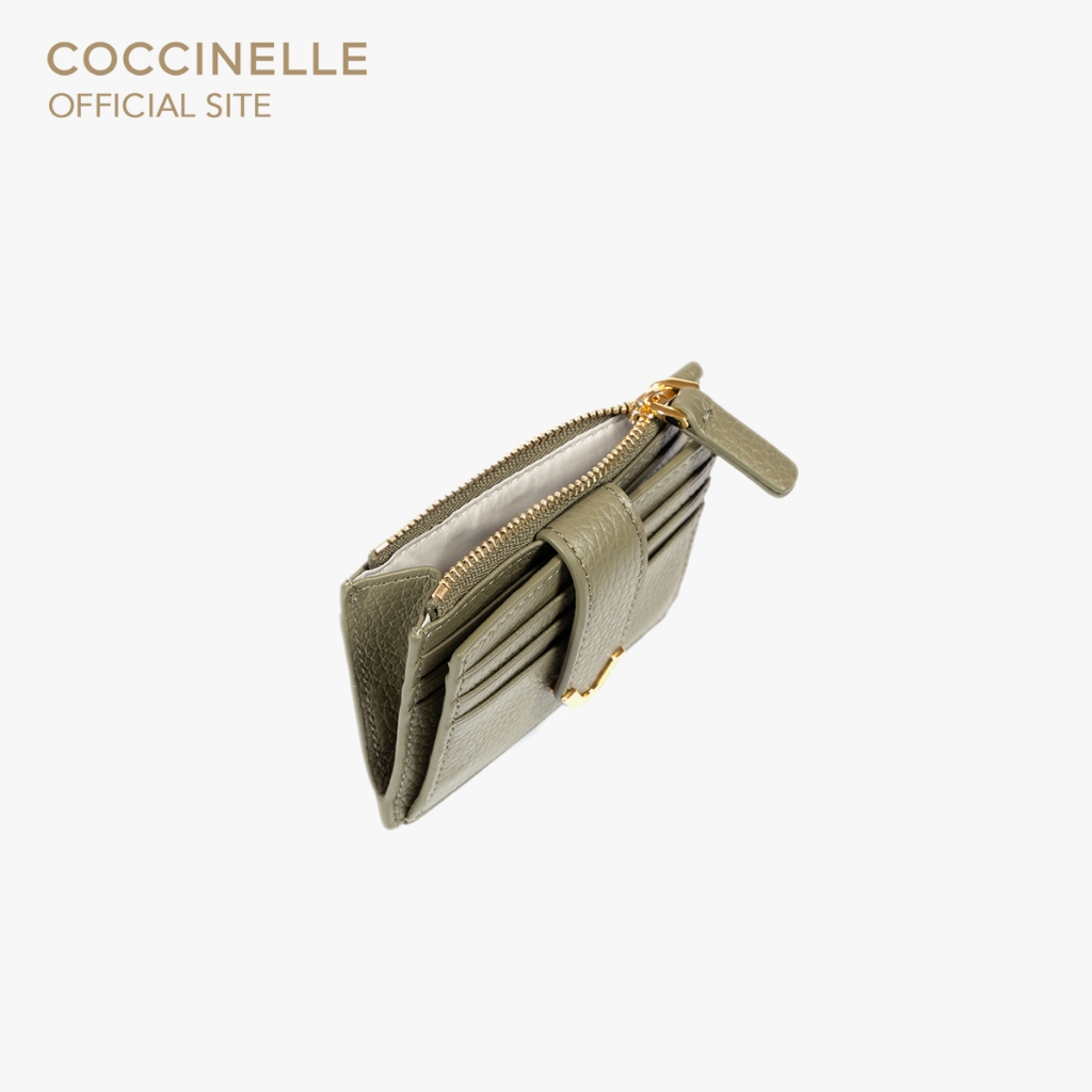 COCCINELLE กระเป๋าใส่บัตรผู้หญิง รุ่น DEW 172701 สี LAUREL GREEN