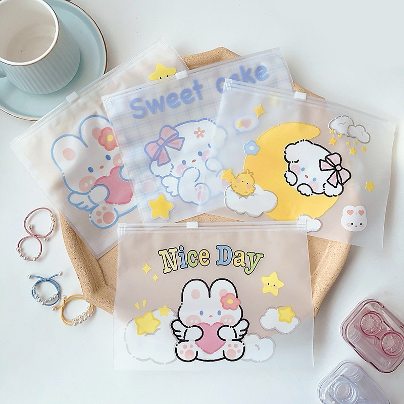กระเป๋ามีซิปรูดลายการ์ตูน ขนาด 20x15cm