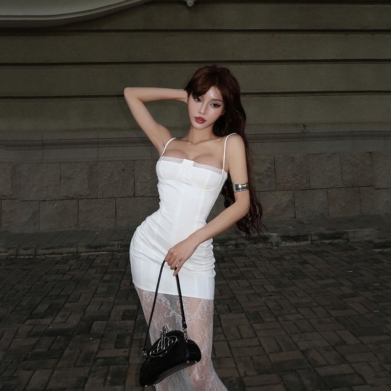 พร้อมส่ง เดรสยาว เดรสสายเดี่ยว แต่งซีทรูลูกไม้ยาว สวย เซ็กซี่มาก