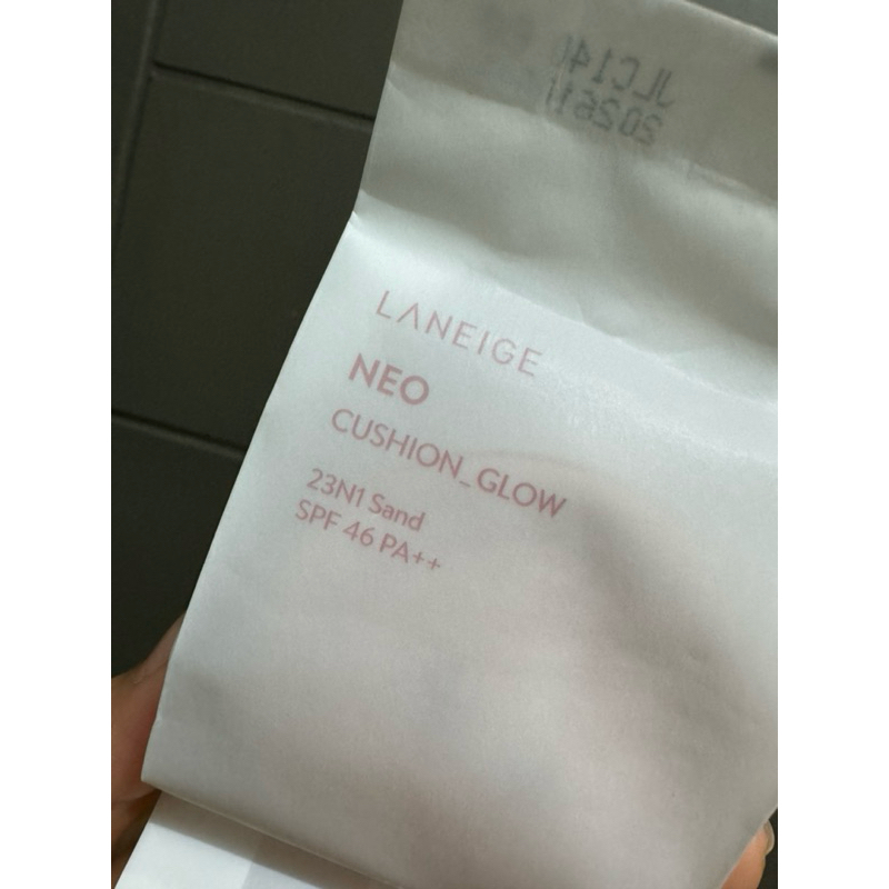 Laneige New Neo Cushion Glow Refil 15g. รีฟิลคุชชั่นสุตรโกล์ว [24N1]