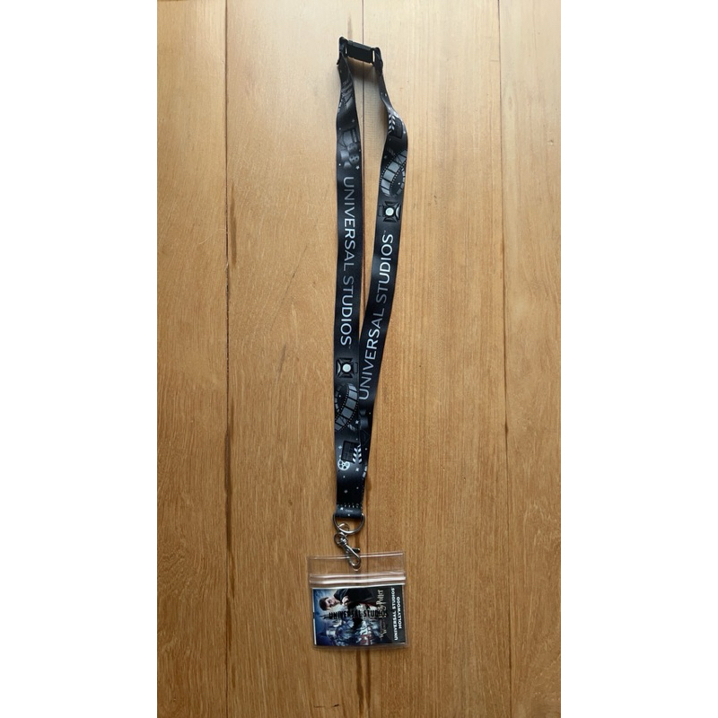 สายคล้องคอ ใส่บัตร universal studio hollywood ซื้อจากอเมริกา