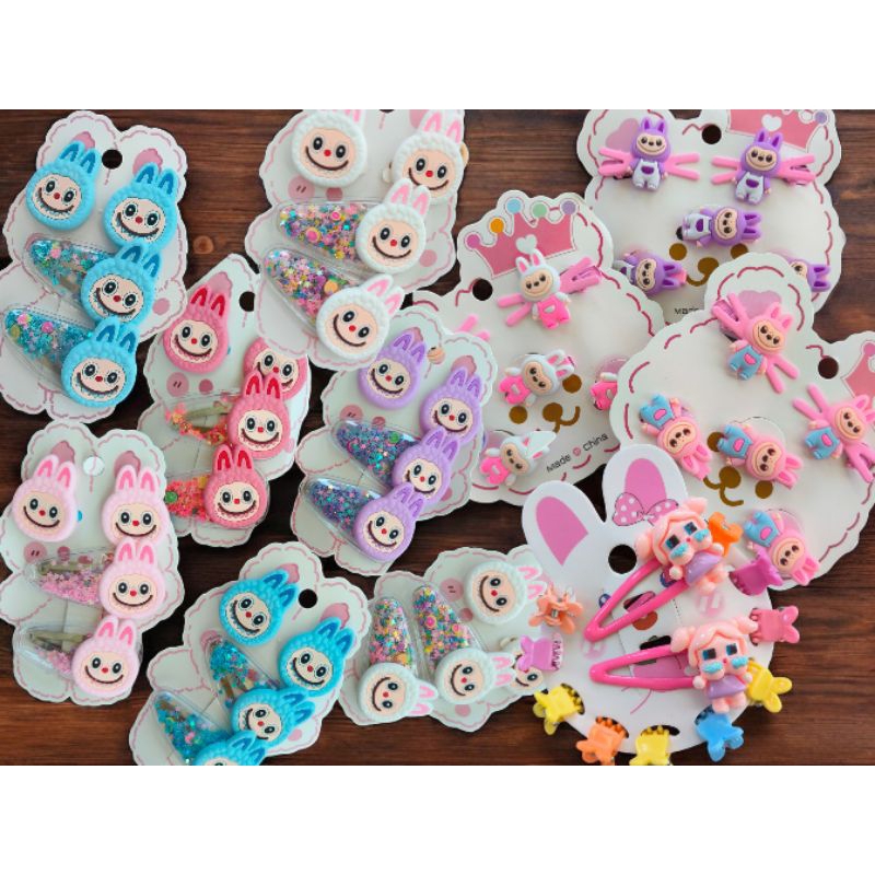พร้อมส่ง>> กิ๊บติดผม กิ๊ฟ กิ๊ฟช็อป แฟชั่น การ์ตูน ลายน่ารัก แผง น่ารัก ของเด็ก ของขวัญ ของฝาก กิ๊บเด็ก กิ๊บ สุดคุ้ม