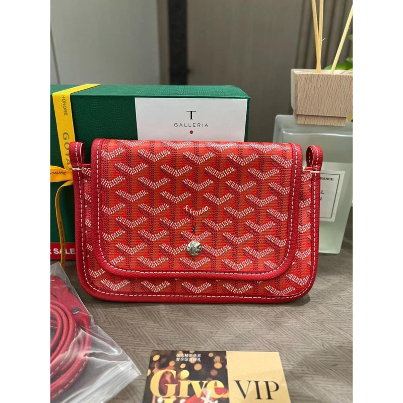 สินค้า GWP จากเคาน์เตอร์เครื่องสำอาง Goyard plumet Woc