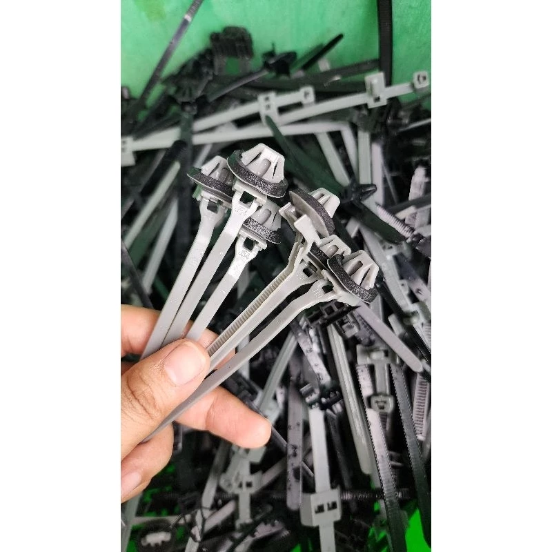 เคเบิ้ลไทร์ Cabel tie เก็บสายไฟหน้าห้องเครื่องยนต์ จัดระเบียบสายไฟ สายไนลอน เหนียว ทนความร้อน thumbnail 9
