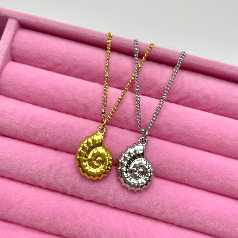 Piing me Stainless steel Shell pendant Necklace | สร้อยคอสแตนเลสพร้อมจี้เปลือกหอย