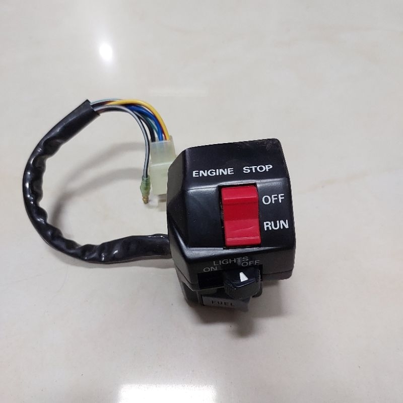 สวิทช์แฮนด์ข้างขวา Yamaha ZR120 ใช้กับ TZR150-VR150 ได้เลยแค่สายสั้นกว่า ของแท้ญี่ปุ่นใหม่เก่าเก็บภาพสวยๆพร้อมใส่ใช้งาน