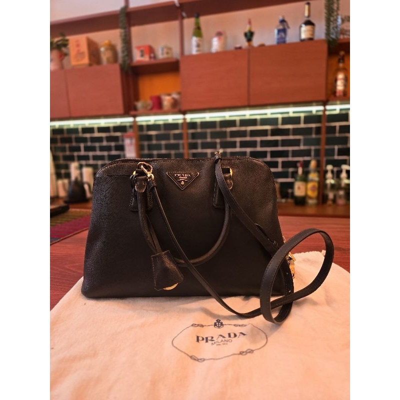 Prada Saffiano Alma Nero size 30 Medium แท้ มือสอง