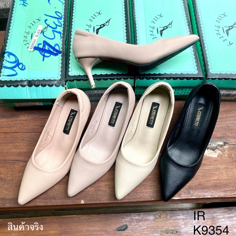 อยู่ไทยส่งไว/ขนาดปกติ/สูง2.5นิ้ว/kitepretty รองเท้าคัทชูหัวแหลม รองเท้าส้นสูงผู้หญิง มีกล่อง k9354