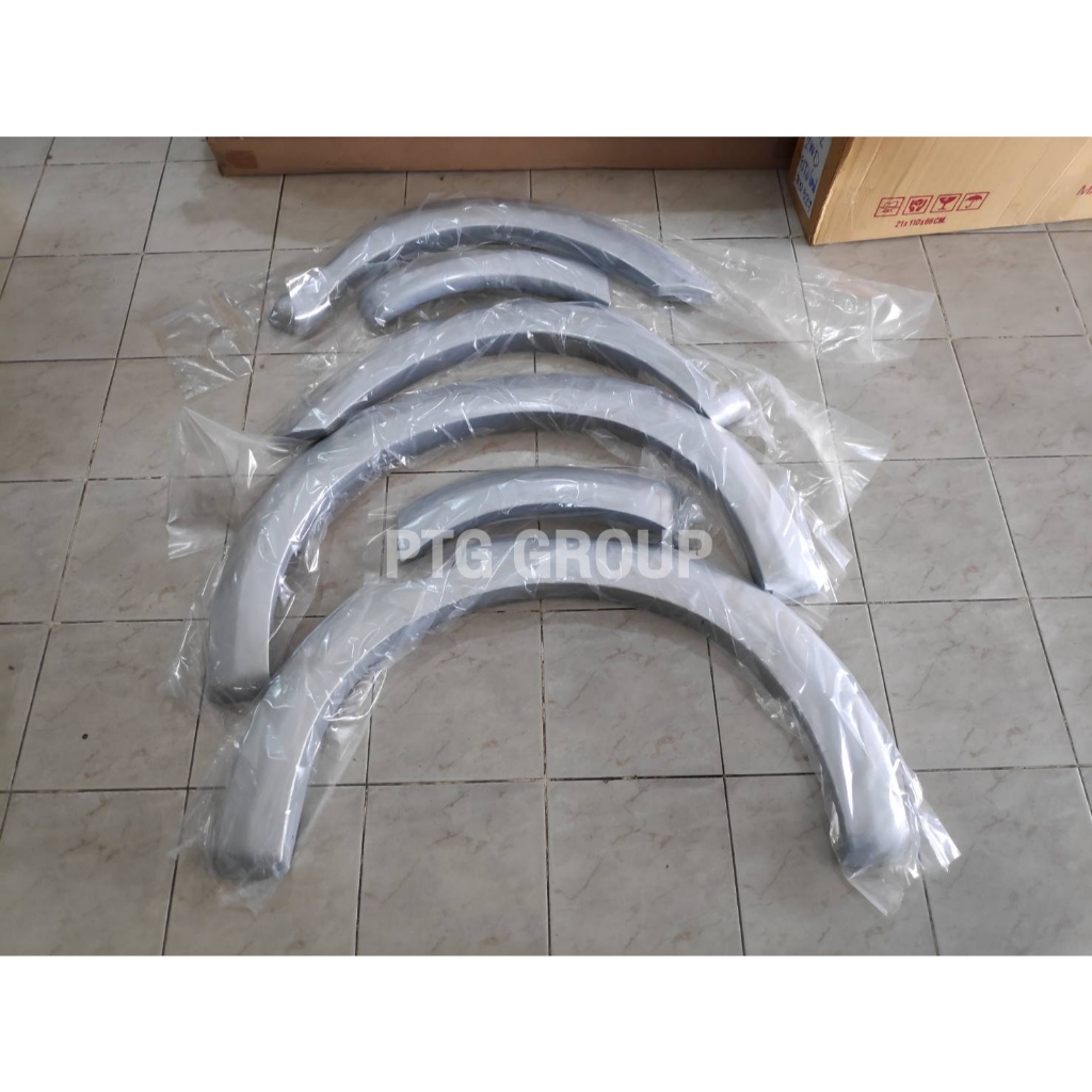 คิ้วล้อ D-MAX DMAX 2002 2003 2004 2005 ทรงห้าง แคป *งานไทยพร้อมส่ง*