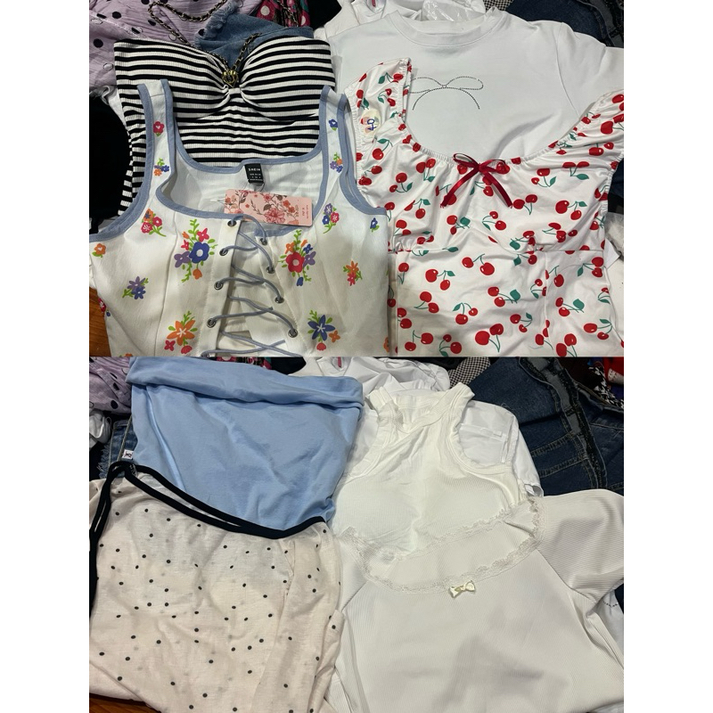 เสื้อผ้าราคา 210-300 บาท