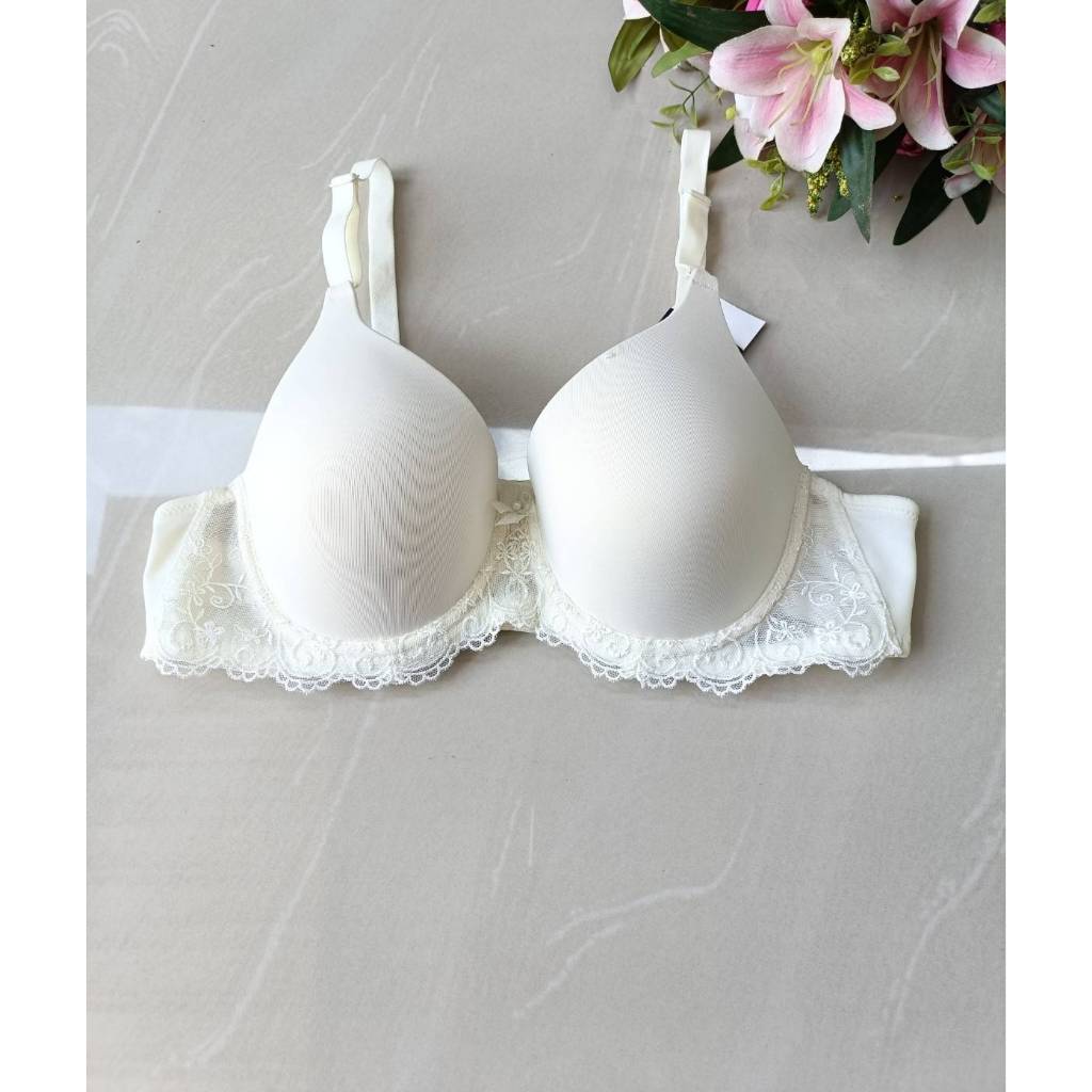 Wacoal  รุ่น WB9896    (งานตัดป้ายห้อย)