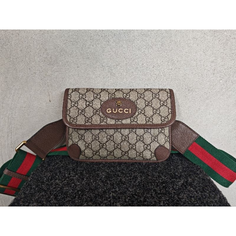 กระเป๋าคาดอก Gucci 8" มือสอง