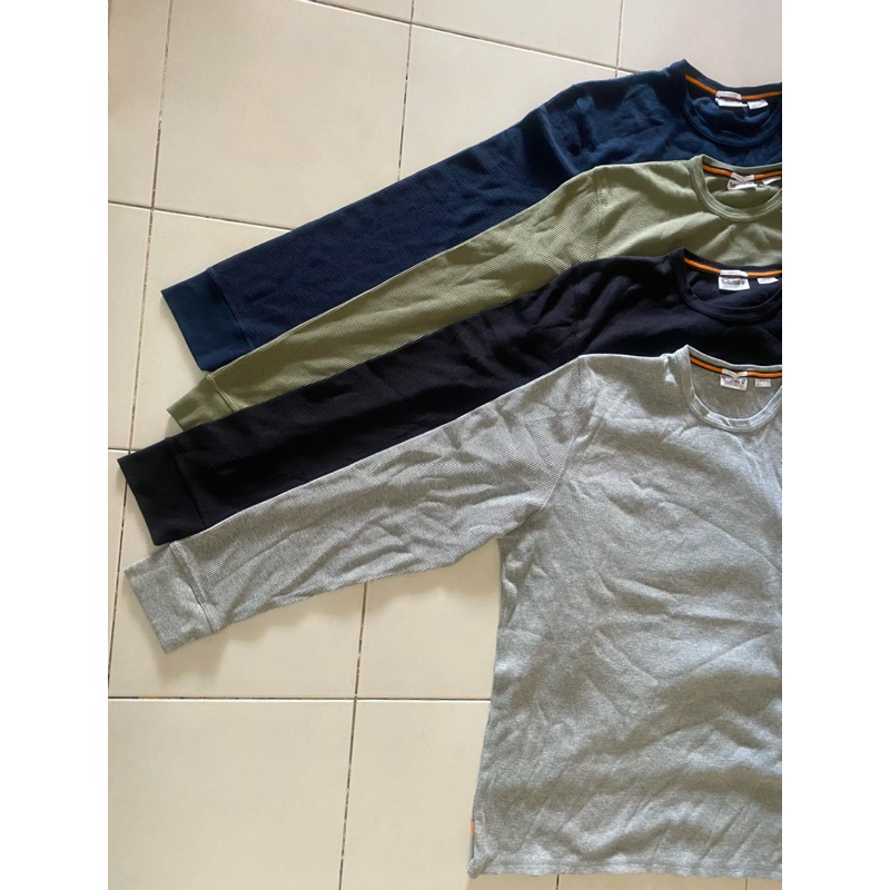 เสื้อคอกลมแขนยาว ผู้ชาย