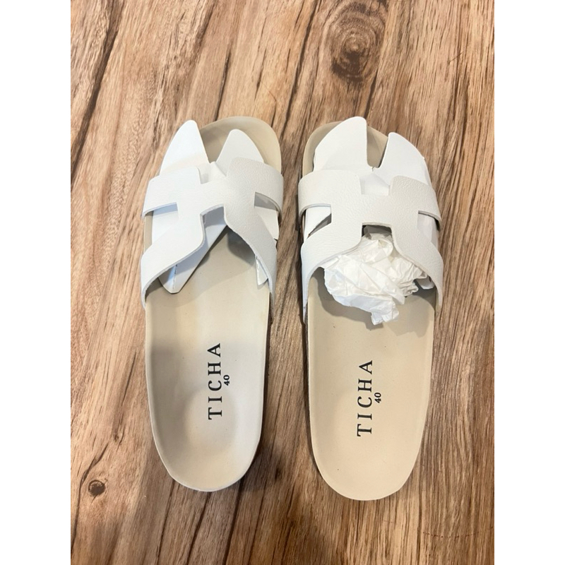 รองเท้าแตะแฟชั่น (Ticha brand)