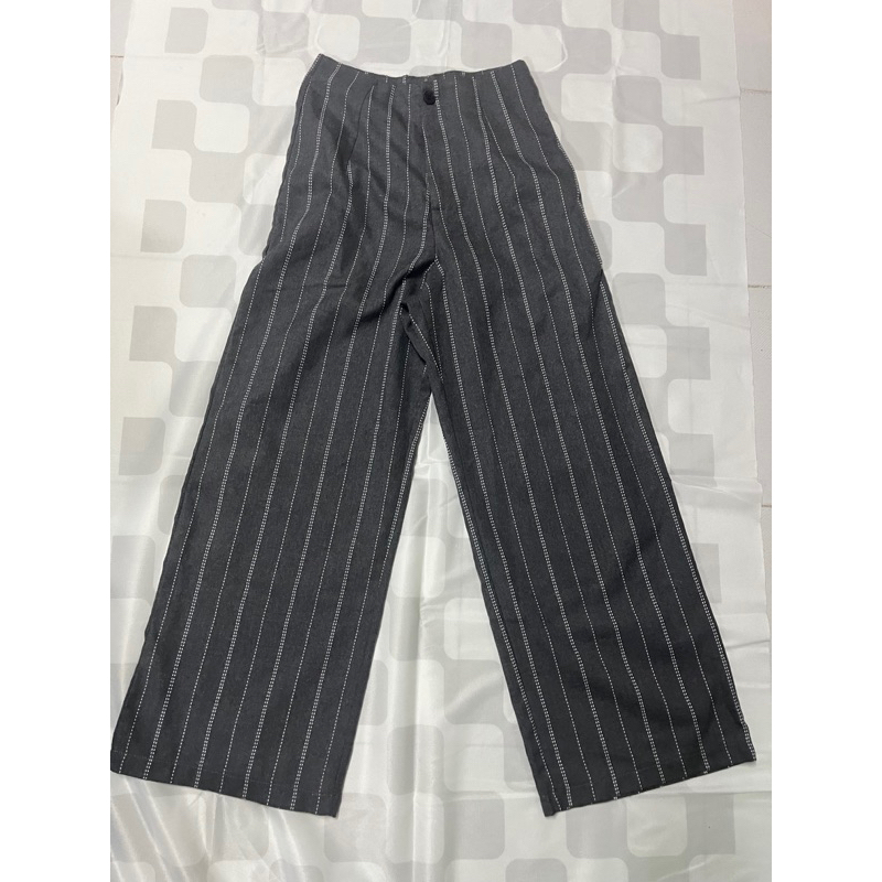 Riley.apparelsกางเกงขายาว