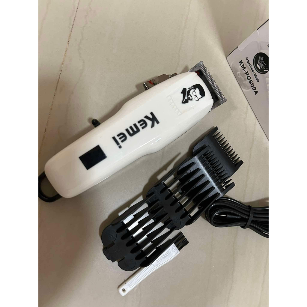 KM-PG809a บัตตาเลี่ยนตัดผม ไร้สาย