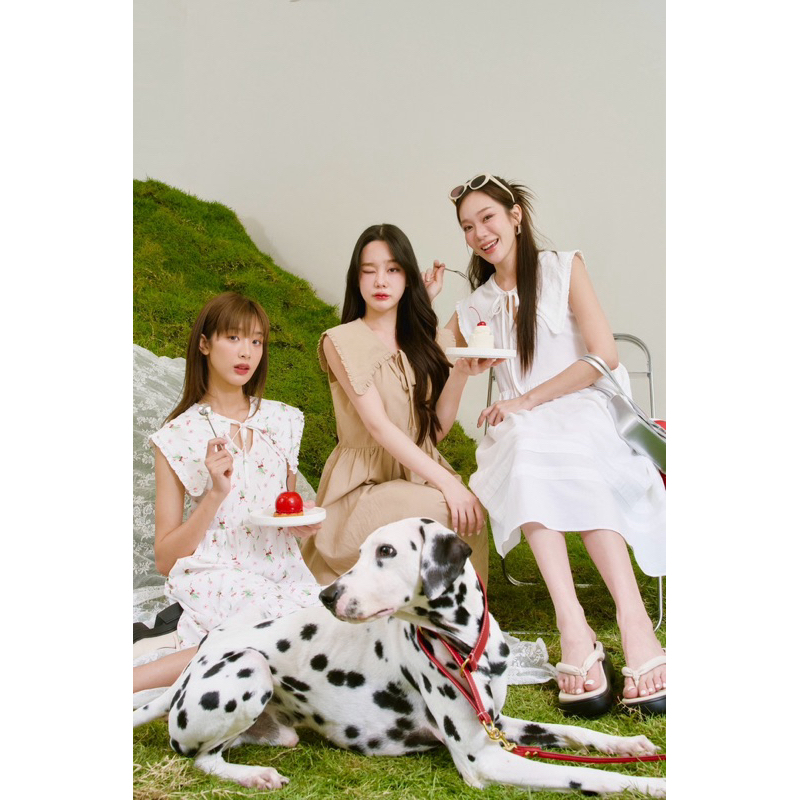 Nanny dress ( 990.- )