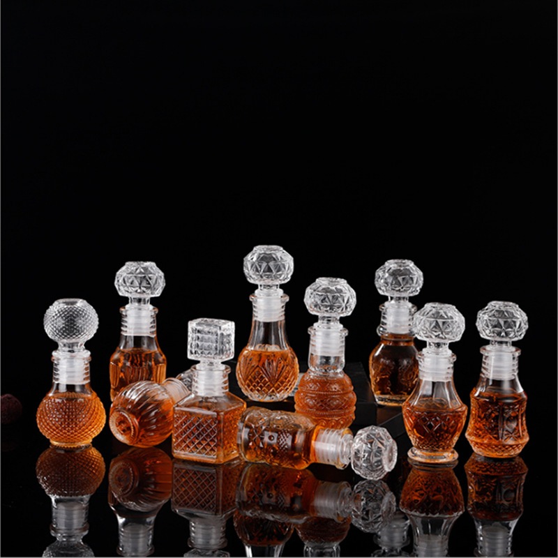 DT02-15 ขวดใส่น้ำมินิลายคริสตัล 50ml.[9]