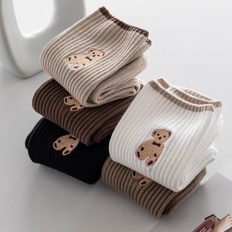 ถุงเท้า ลายหมี สไตล์ญี่ปุ่น ผ้าฝ้าย ข้อกลาง ใส่ได้ทั้งผู้หญิงและผู้ชาย ขนาดฟรีไซส์ 2 แบบ 2 สไตล์ - รูปที่ 2