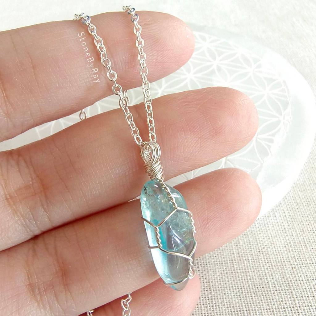 สร้อยคอจี้หินบลูอพาไทต์ Blue Apatite