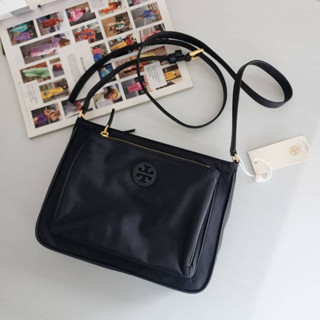 🎀 (สด-ผ่อน) กระเป๋าสะพายสีดำไนลอน 10 นิ้ว Tory Burch 88365 Swingpack Nylon Cross Body Bag