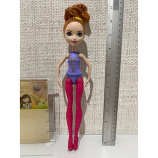 Ever after high ballet holly o’hair doll ของแท้ สภาพ99%