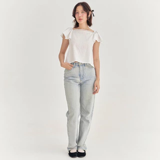 (จัดส่ง 19)Theremin Lila blouse เสื้อแขนกระดิ่งตกแต่งลูกไม้ (white lace)