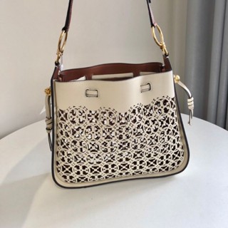 กระเป๋าสะพายตาข่าย T MONOGRAM JACQUARD BELL BAG 002