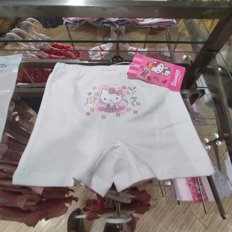 SANRIO กางเกงขาสั้นสีขาว แบรนด์ซานริโอ้ (คละลาย)