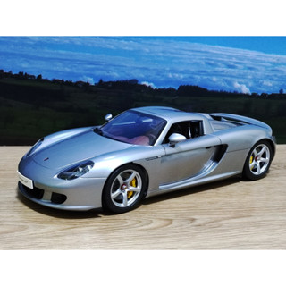 โมเดลรถPorscheCarreraGT 1/12 โมเดลรถCarreraGT โมเดลรถ  1/12 โมเดลรถPorsche 1:12 DickyTamiya Porsche Carrera GT