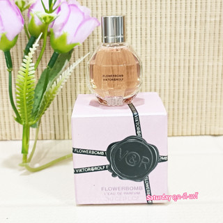 กลิ่นออเรียลทัล ฟลอรัล ฟรุตตี้ กลิ่นสุดแสนทันสมัย 😘 น้ำหอม VIKTOR &amp; ROLF FlowerBomb ขนาดทดลอง ของแท้ 100%