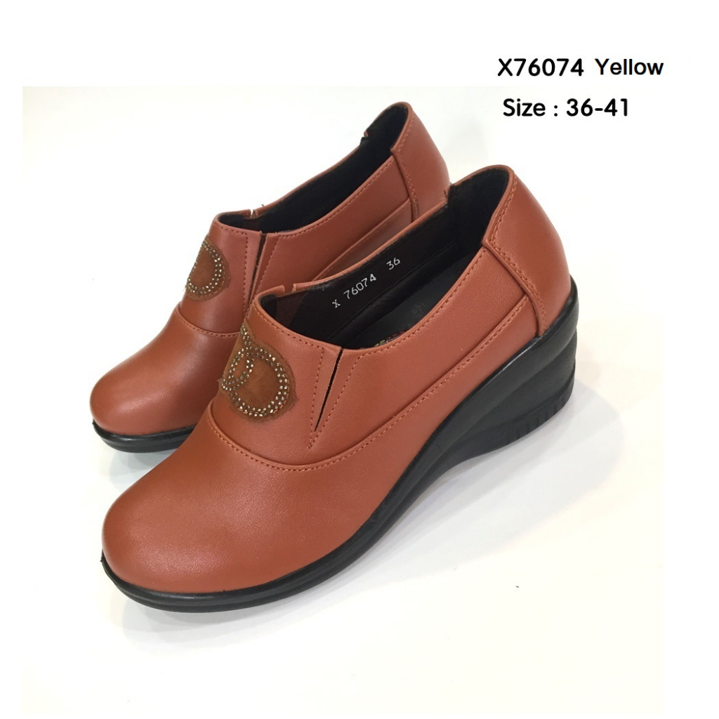 Prettycomfort รองเท้าคัชชู เพื่อสุขภาพหนังนิ่ม นักเรียน ส้นเตารีด พี้นสูง2นิ้ว ใส่สบาย X76074