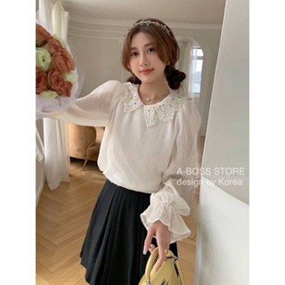 เสื้อคอปกฉลุ ลายสวยมากน๊า  ตัวเนื้อผ้ามีเทกเจอร์ในตัว