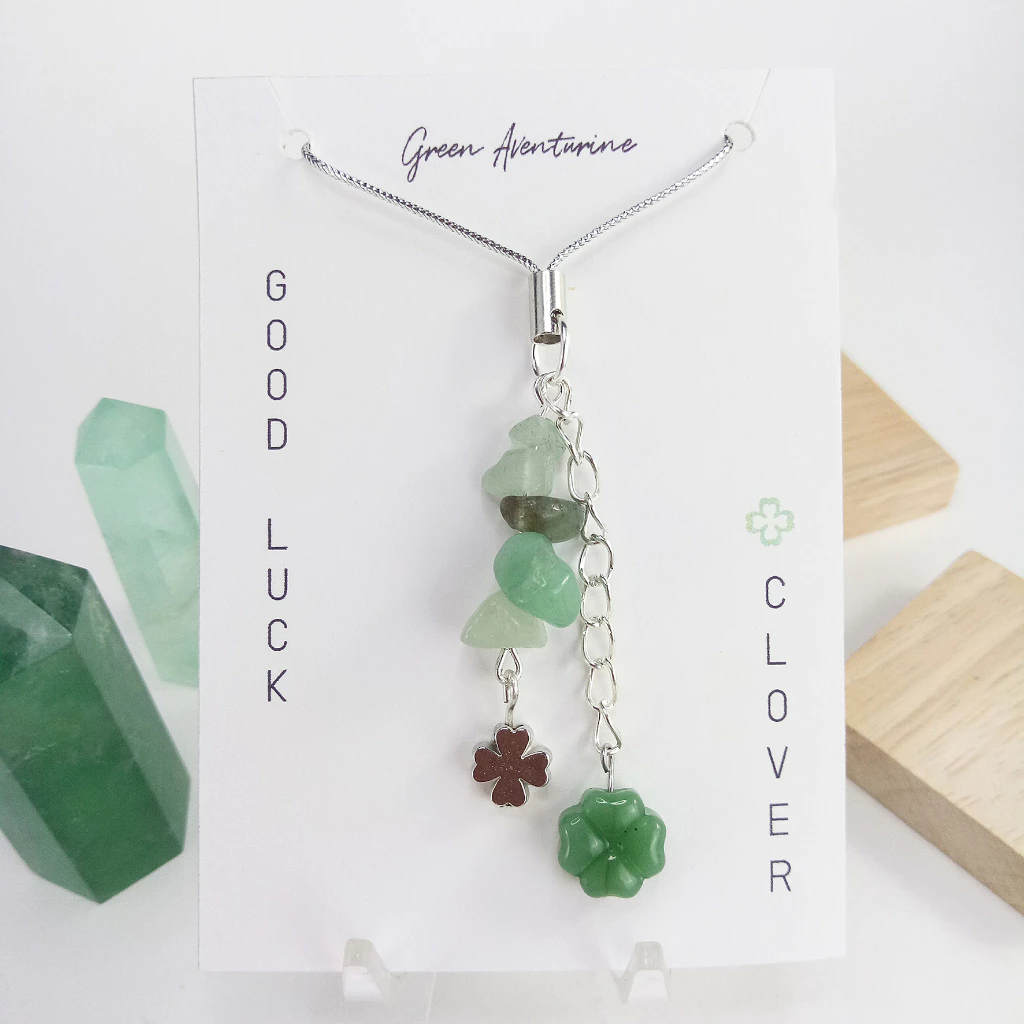 พวงกุญแจหินมงคล จี้ใบโคลเวอร์ Clover เสริมโชค ของขวัญปัจฉิม ของชำร่วย มีหลายสี