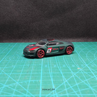 majorette audi r8 no.8 สีเขียว