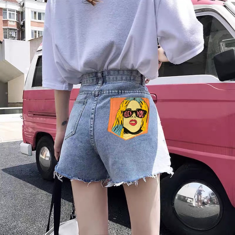 1LDK พร้อมส่ง กางเกงยีนส์แฟชั่น กางเกงผู้หญิง ขาสั้นกับกระเป๋าหลัง เท่ๆ (170)