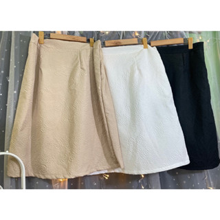 Jackie Skirt กระโปรงผ้าแจ๊กการ์ด