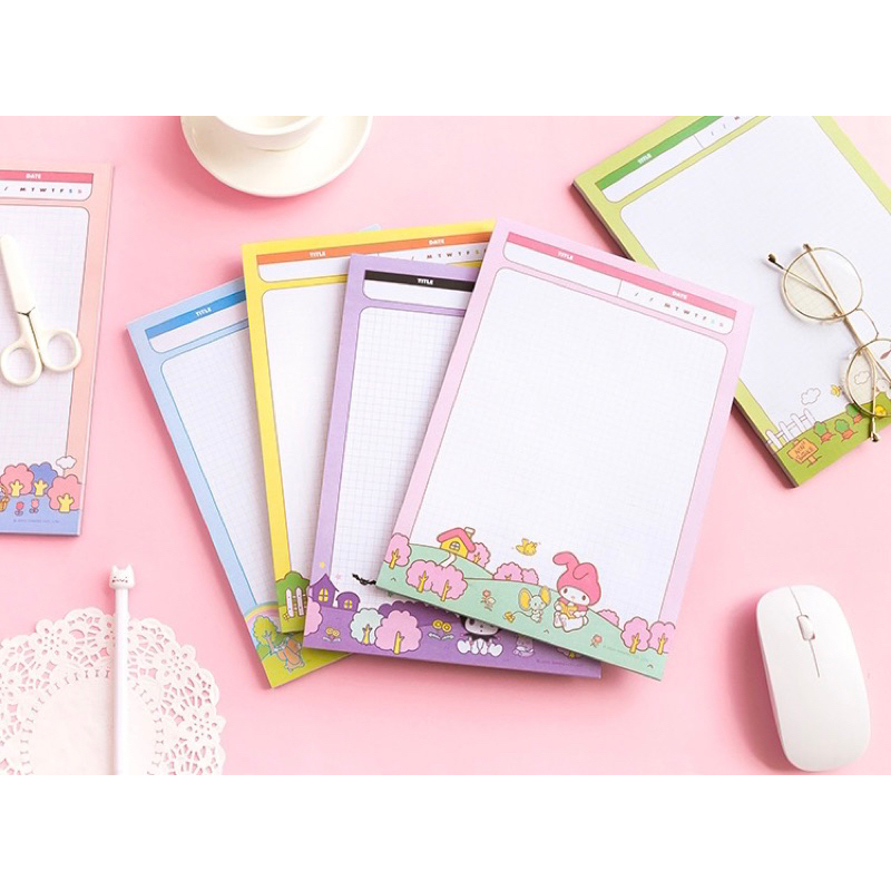 [พร้อมส่ง] กระดาษโน้ตB5เส้นกริดลายคิตตี้ คุโรมิ