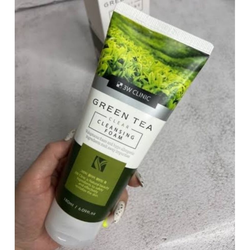 3W Clinic โฟมล้างหน้า