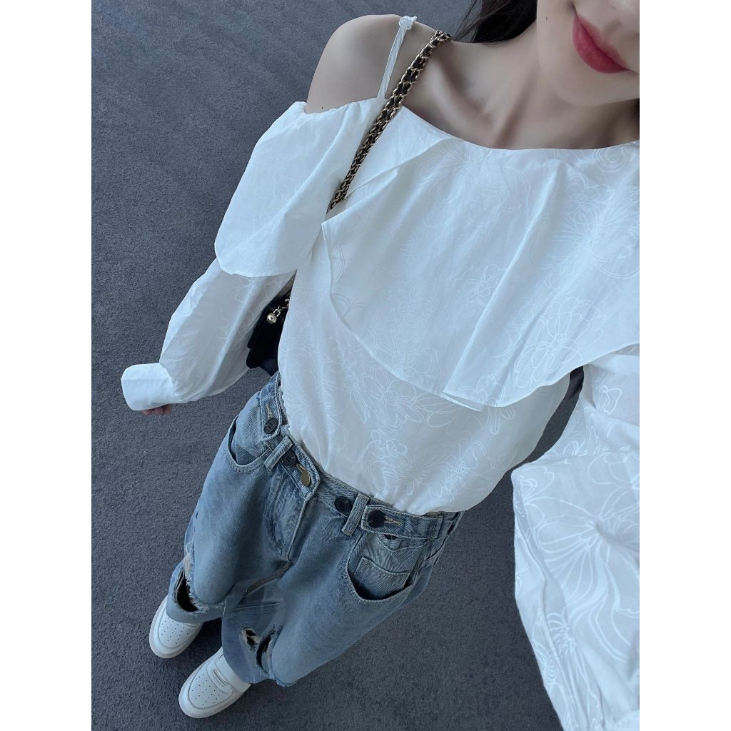 MC017 เสื้อลำลองใส่เที่ยว แขนยาวพองๆน่ารัก แต่งพริ้วๆสีขาว free size พร้อมส่งสไตล์เกาหลีแฟชั่น - รูปที่ 3