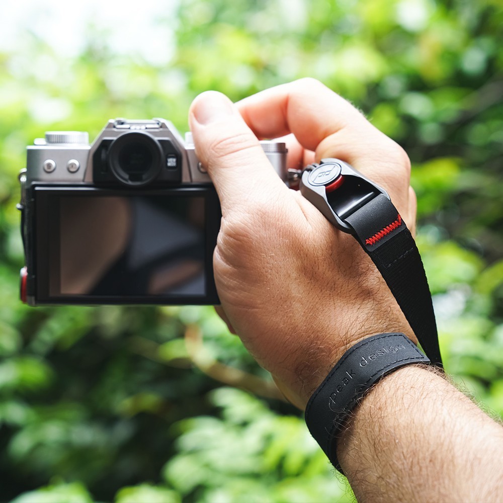 Peak Design Cuff Wrist Strap สายคล้องมือ Cuff โฉมใหม่ จาก Peak Design (สีดำ)